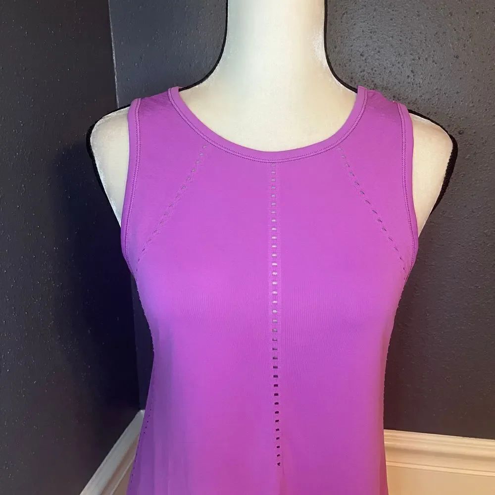 Athleta Foothill Tank - Picture 2 of 9